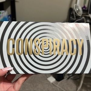 Jeffree Star Cosmetics Conspiracy Eyeshadow Palette